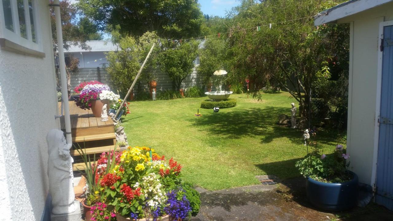 The_Cozy_Batch With A Rural View Villa Whanganui Exterior photo